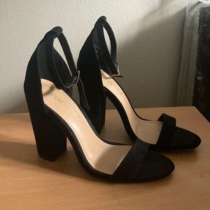 Black High Heels, Black Pumps, ShoeDazzle, size 6.5